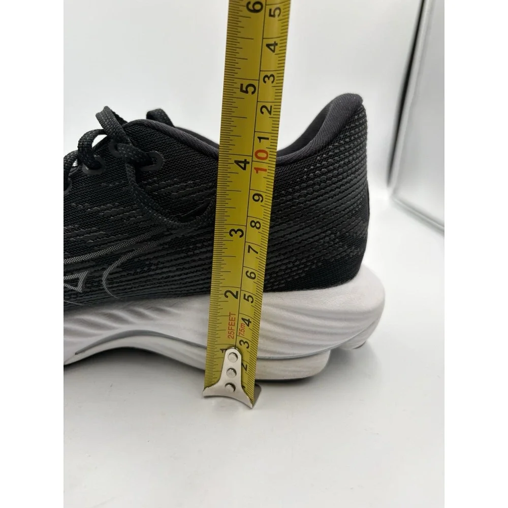 Mizuno Wave Rider 28 Womens Running Shoes Black White Sneaker 9.5